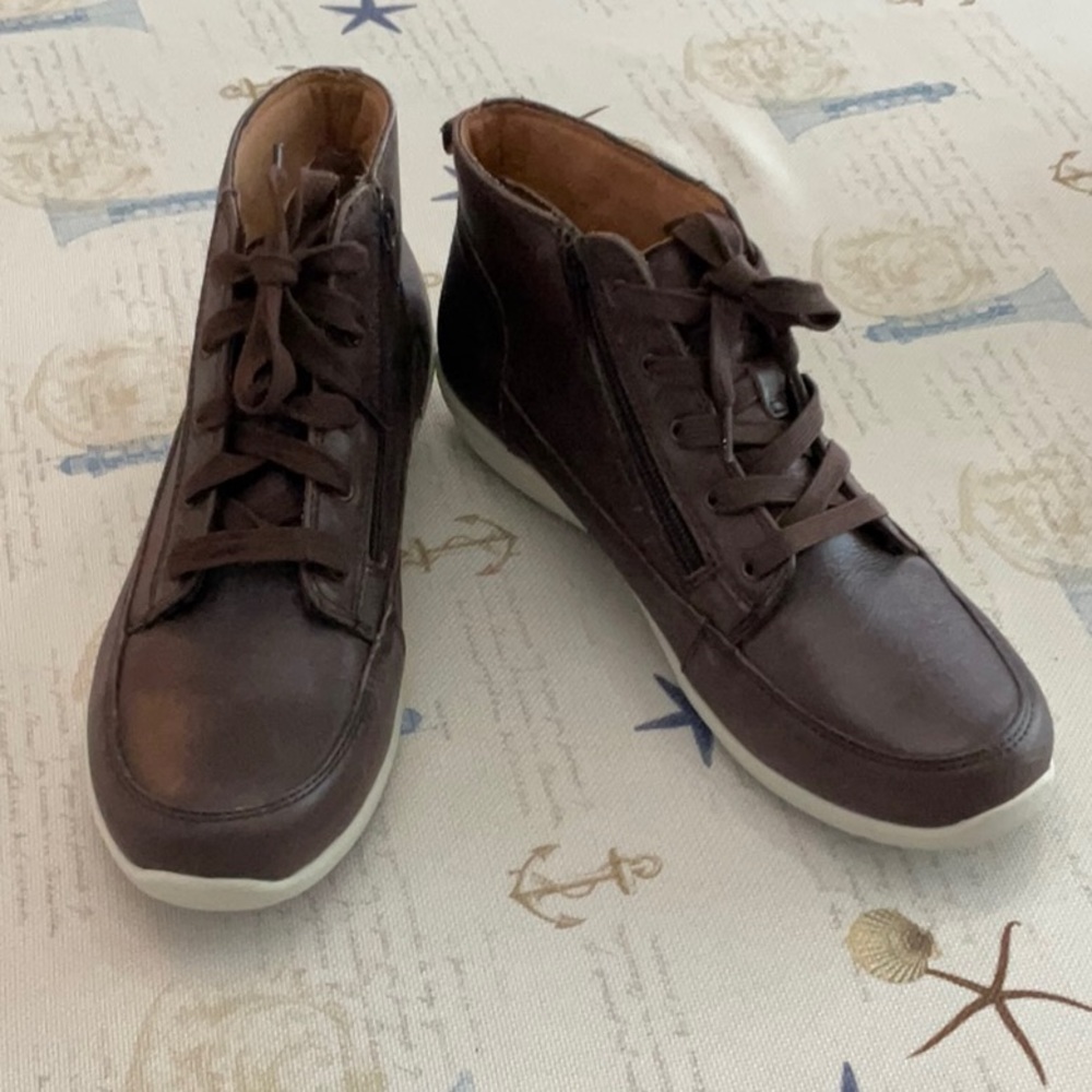 Vionic shoes